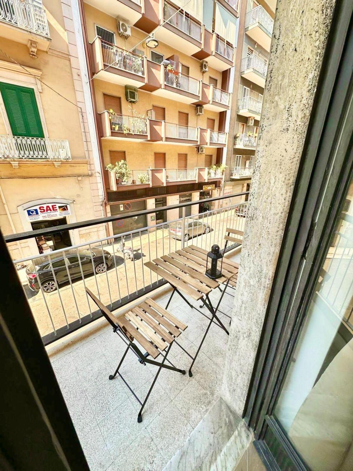 Suite Dante 262 Bari Exterior photo