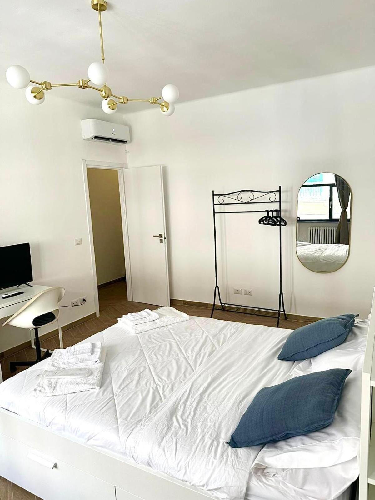 Suite Dante 262 Bari Exterior photo